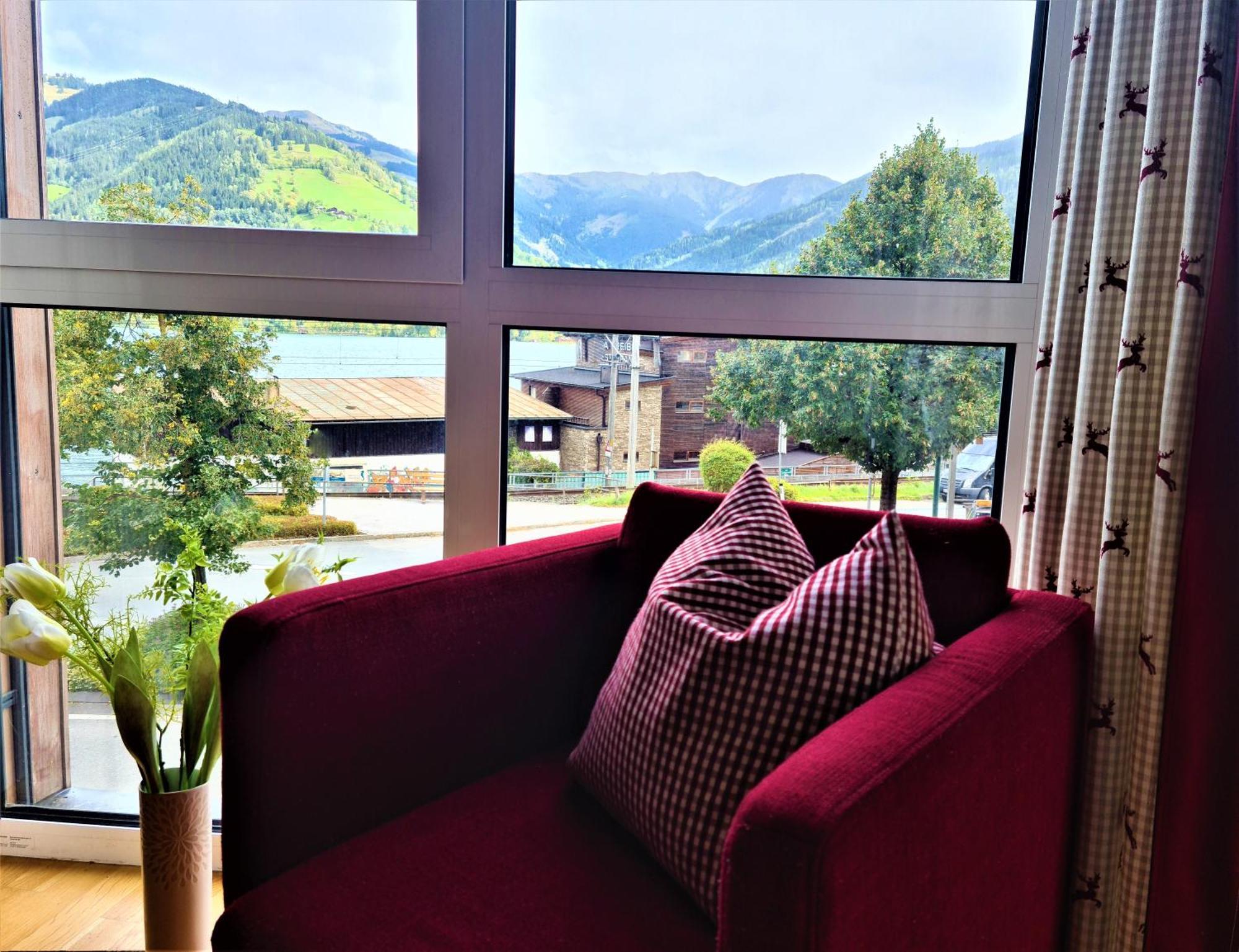 Alpin & - Pinzgau Holidays *